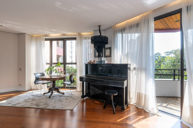 Imagem Apartamento com 3 Quartos à Venda, 180 m² em Panamby - São Paulo Imagem Apartamento com 3 Quartos à Venda, 180 m² em Panamby - São Paulo