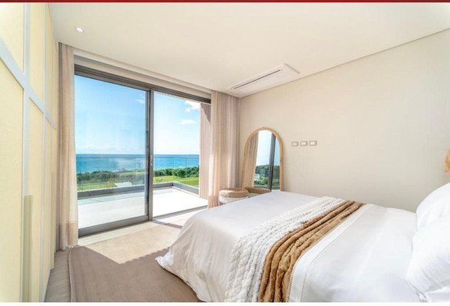 Imagem Casa com 5 Quartos à Venda, 458 m² em Praia Do Estaleiro - Balneário Camboriú