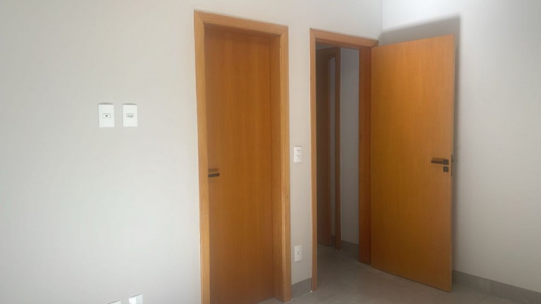 Imagem Casa de Condomínio com 3 Quartos à Venda, 360 m² em Quinta Ranieri - Bauru