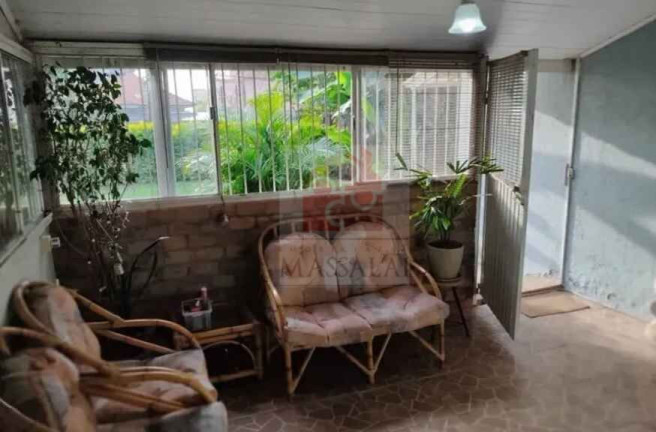 Imagem Casa com 2 Quartos à Venda, 145 m² em Sarandi - Porto Alegre