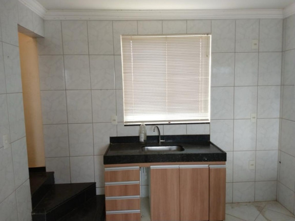 Imagem Cobertura com 2 Quartos à Venda, 60 m² em Maracanã - Montes Claros