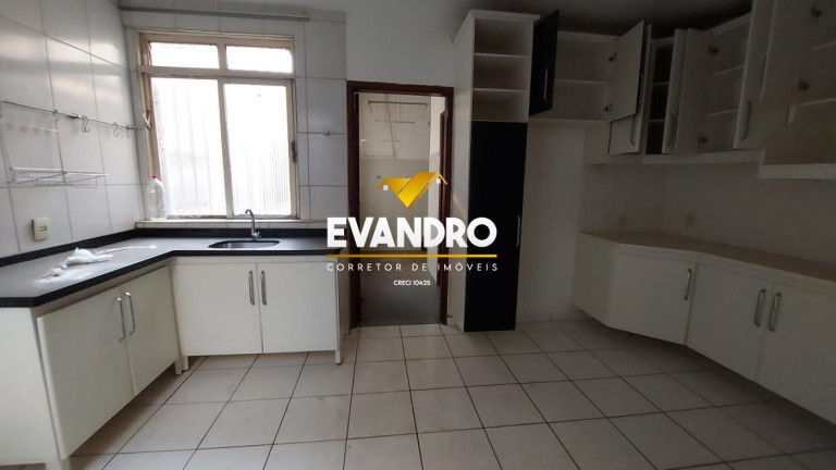 Imagem Apartamento com 3 Quartos à Venda, 123 m² em Quilombo - Cuiabá