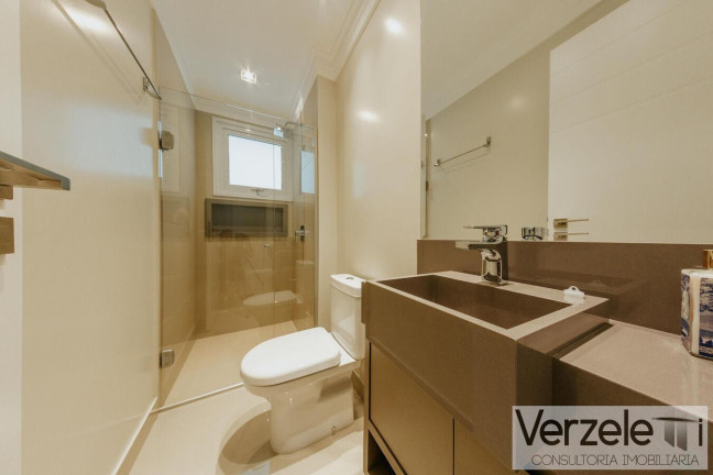 Imagem Apartamento com 3 Quartos à Venda, 164 m² em Pioneiros - Balneário Camboriú Imagem Apartamento com 3 Quartos à Venda, 164 m² em Pioneiros - Balneário Camboriú