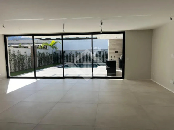 Imagem Casa com 5 Quartos à Venda, 400 m² em Barra Da Tijuca - Rio De Janeiro Imagem Casa com 5 Quartos à Venda, 400 m² em Barra Da Tijuca - Rio De Janeiro