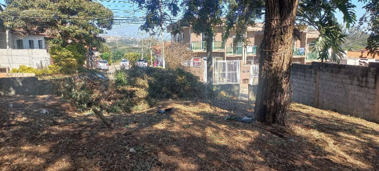 Terreno à Venda, 524 m² em Campos De Atibaia - Atibaia