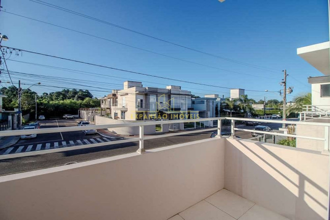 Imagem Casa com 4 Quartos à Venda, 260 m² em São João Do Rio Vermelho - Florianópolis