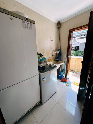 Imagem Casa com 3 Quartos para Temporada, 390 m² em Bertioga