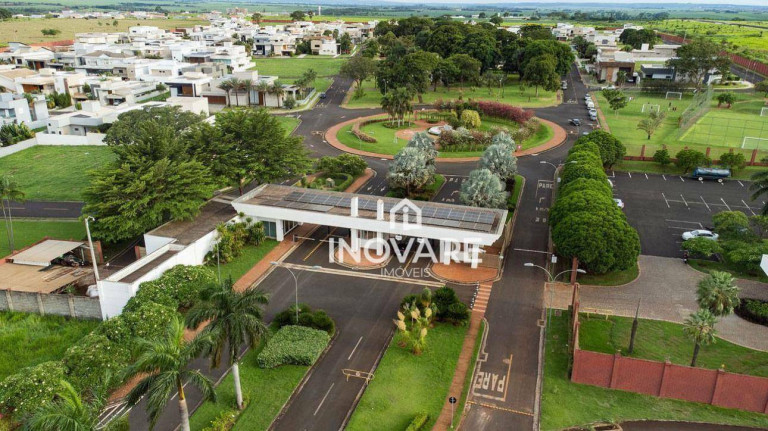 Imagem Casa com 3 Quartos à Venda, 272 m² em Village Beira Rio - Itumbiara Imagem Casa com 3 Quartos à Venda, 272 m² em Village Beira Rio - Itumbiara