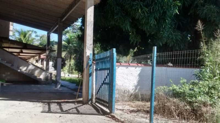 Imagem Imóvel com 5 Quartos para Alugar, 25 m² em Guaratiba - Rio De Janeiro