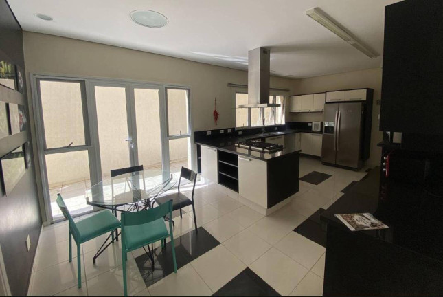 Imagem Casa com 1 Quarto à Venda, 467 m² em Alphaville - Santana De Parnaíba