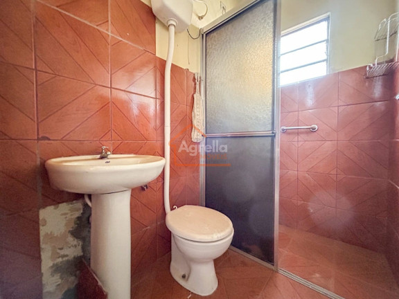 Imagem Casa com 2 Quartos à Venda, 88 m² em Cdhu - Mogi Mirim