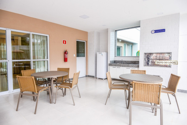 Imagem Apartamento com 2 Quartos à Venda, 56 m² em Itapuã - Salvador