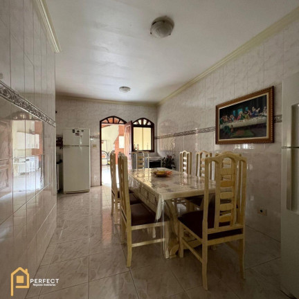 Imagem Casa com 4 Quartos à Venda, 300 m² em Terra Nova - Taubaté