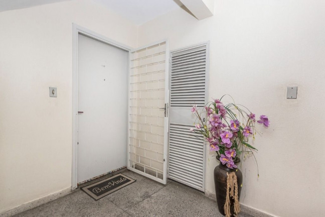 Imagem Imóvel com 2 Quartos à Venda, 55 m² em Passo Da Areia - Porto Alegre Imagem Imóvel com 2 Quartos à Venda, 55 m² em Passo Da Areia - Porto Alegre