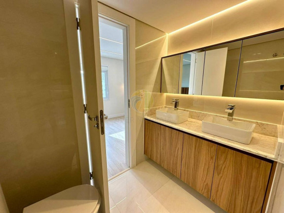 Imagem Apartamento com 3 Quartos à Venda, 122 m² em Centro - Balneário Camboriú