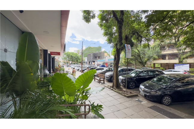 Imagem Sala Comercial à Venda, 44 m² em Moinhos De Vento - Porto Alegre Imagem Sala Comercial à Venda, 44 m² em Moinhos De Vento - Porto Alegre