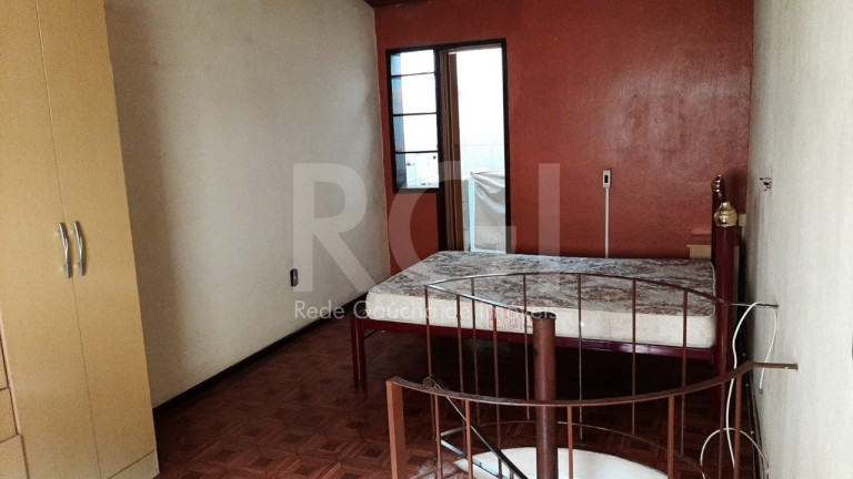 Imagem Casa de Condomínio com 1 Quarto à Venda, 61 m² em Vila São José - Porto Alegre