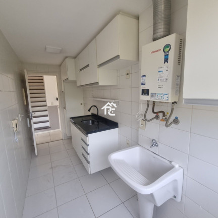 Imagem Cobertura com 2 Quartos à Venda, em São Domingos - Niterói Imagem Cobertura com 2 Quartos à Venda, em São Domingos - Niterói