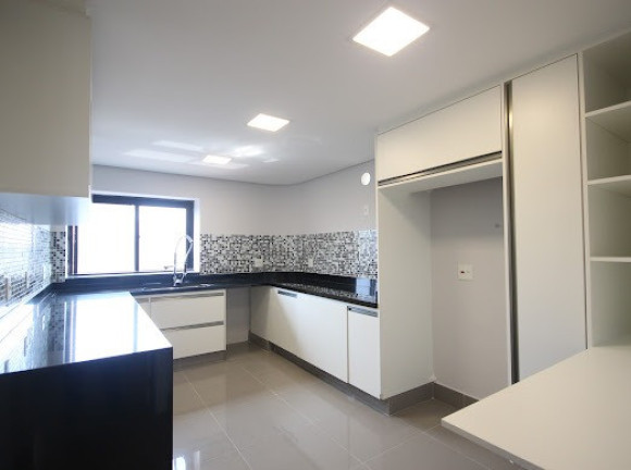 Imagem Imóvel com 3 Quartos à Venda, 285 m² em Higienópolis - São Paulo Imagem Imóvel com 3 Quartos à Venda, 285 m² em Higienópolis - São Paulo