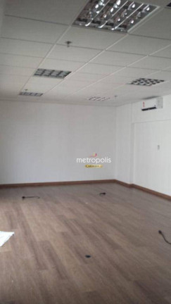 Sala Comercial à Venda ou Locação, 51 m² em Cerâmica - São Caetano Do Sul