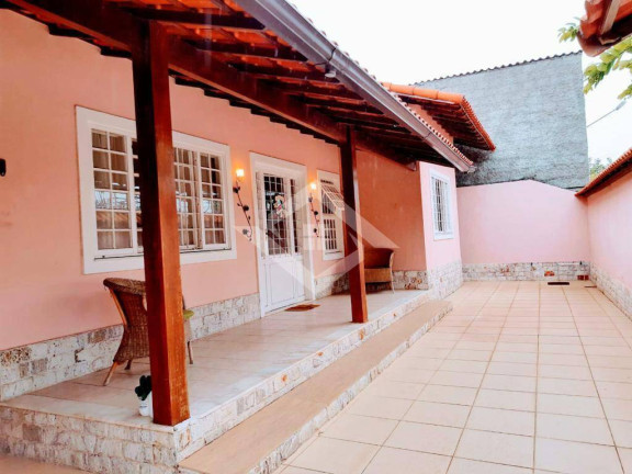 Casa com 3 Quartos à Venda, 270 m² em Guaratiba - Rio De Janeiro