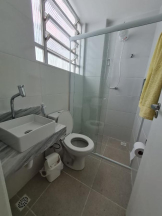 Apartamento com 3 Quartos para Alugar, 110 m² em Embaré - Santos