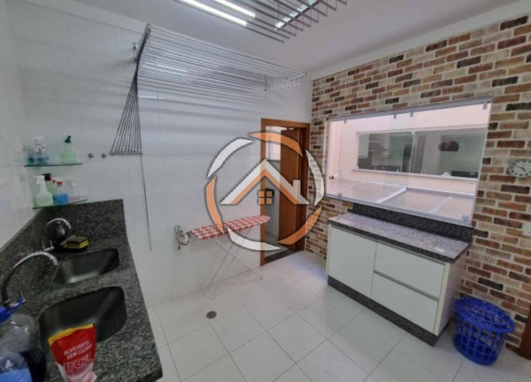 Imagem Sobrado com 3 Quartos à Venda, 266 m² em Osvaldo Cruz - São Caetano Do Sul