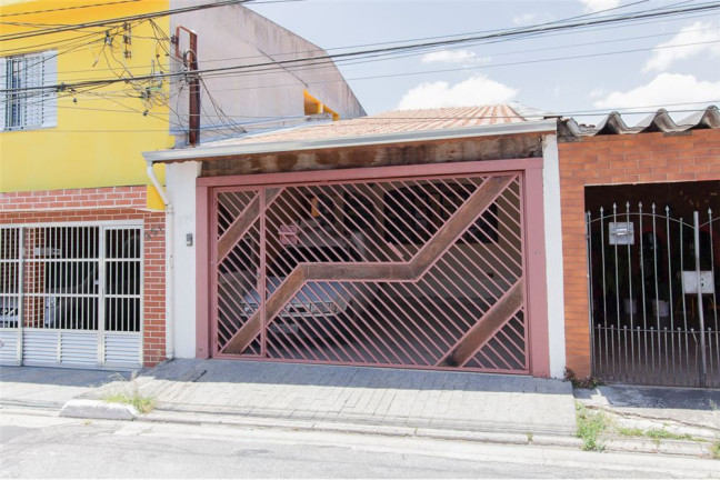 Casa com 5 Quartos à Venda,  em Vila Prudente - São Paulo