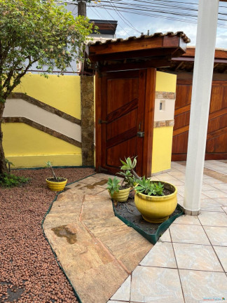 Imagem Casa com 5 Quartos à Venda, 250 m² em Centro - Ubatuba Imagem Casa com 5 Quartos à Venda, 250 m² em Centro - Ubatuba
