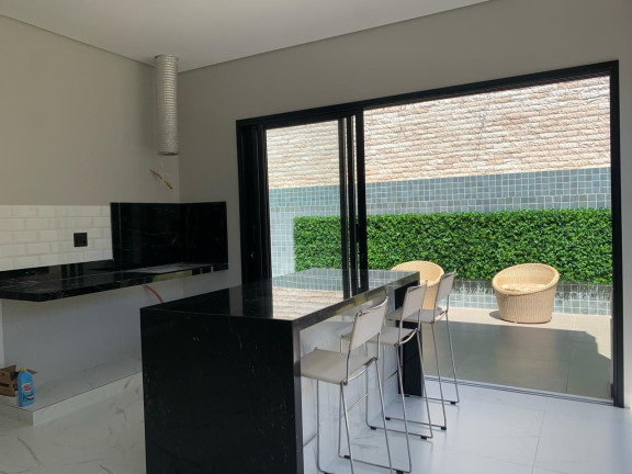 Imagem Casa com 3 Quartos à Venda, 250 m² em Alphaville - Ribeirão Preto Imagem Casa com 3 Quartos à Venda, 250 m² em Alphaville - Ribeirão Preto