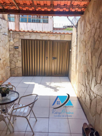 Casa com 2 Quartos à Venda, 126 m² em Centro - Lauro De Freitas