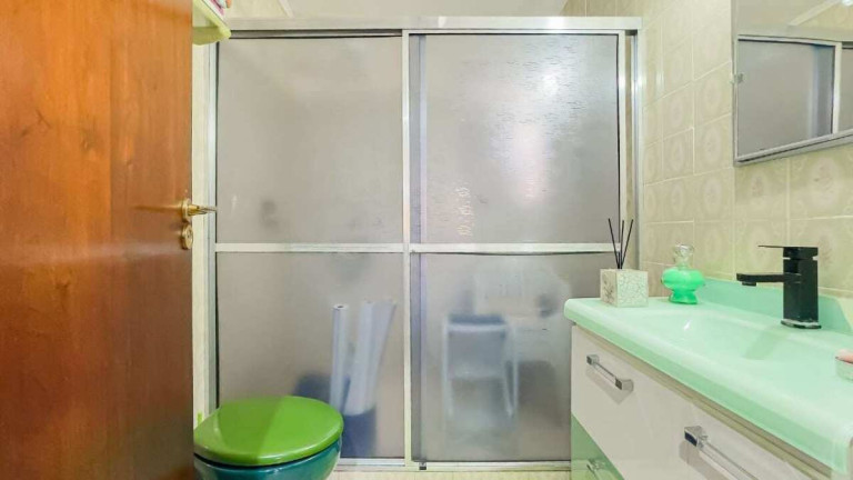 Imagem Apartamento com 3 Quartos à Venda, 99 m² em Floresta - Porto Alegre Imagem Apartamento com 3 Quartos à Venda, 99 m² em Floresta - Porto Alegre