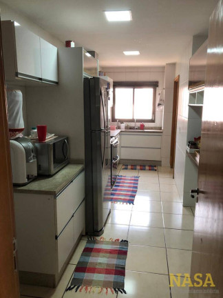 Imagem Apartamento com 3 Quartos à Venda, 166 m² em Santa Rosa - Cuiabá
