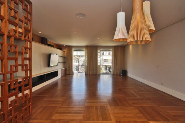 Apartamento com 2 Quartos para Alugar, 258 m² em Jardim Europa - São Paulo