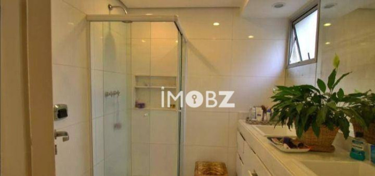 Imagem Imóvel com 3 Quartos à Venda, 152 m² em Vila Suzana - São Paulo
