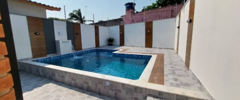 Imagem Casa com 3 Quartos à Venda, 214 m² em Jd. Das Palmeiras - Itanhaém