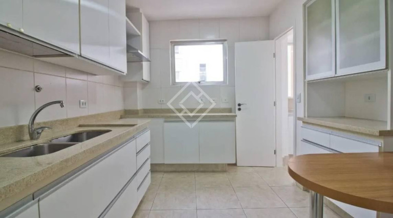 Imagem Apartamento com 2 Quartos à Venda, 100 m² em Cerqueira César - São Paulo