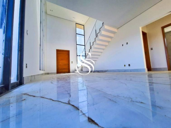 Imagem Casa com 4 Quartos à Venda, 197 m² em Cond. Golden Class - Lagoa Santa