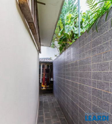 Imagem Casa com 3 Quartos à Venda, 330 m² em Campestre - Santo André Imagem Casa com 3 Quartos à Venda, 330 m² em Campestre - Santo André