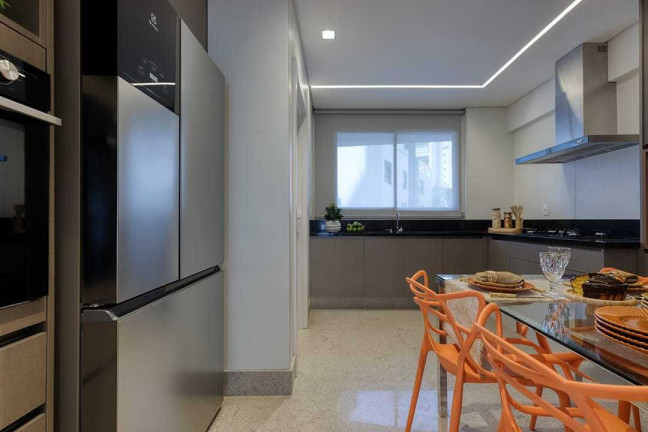 Imagem Apartamento com 3 Quartos à Venda, 166 m² em Funcionários - Belo Horizonte