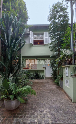 Imagem Casa com 2 Quartos à Venda, 130 m² em Vila Madalena - São Paulo Imagem Casa com 2 Quartos à Venda, 130 m² em Vila Madalena - São Paulo
