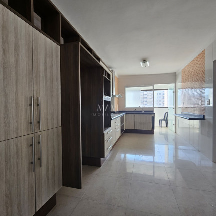 Imagem Apartamento com 3 Quartos à Venda, 118 m² em Tupi - Praia Grande Imagem Apartamento com 3 Quartos à Venda, 118 m² em Tupi - Praia Grande