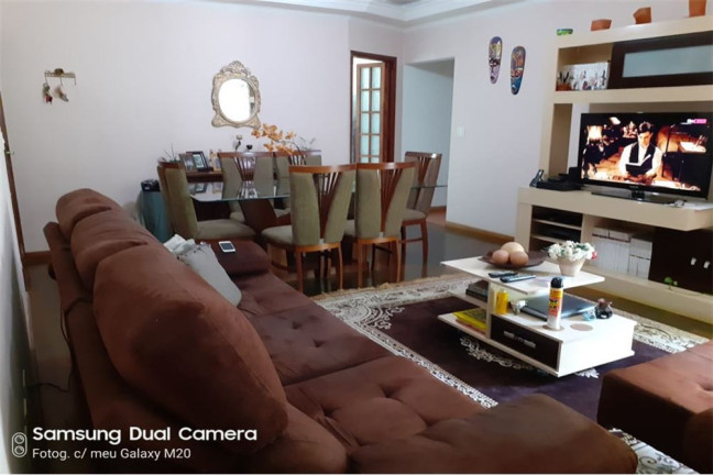Imagem Apartamento com 3 Quartos à Venda, 126 m²