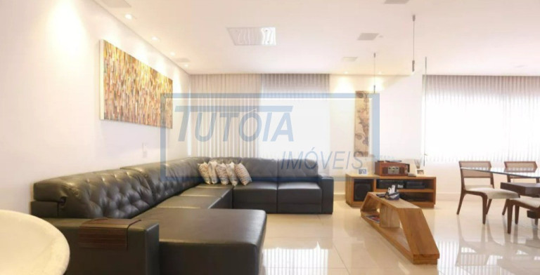 Apartamento com 3 Quartos à Venda, 210 m² em Morro Dos Ingleses - São Paulo