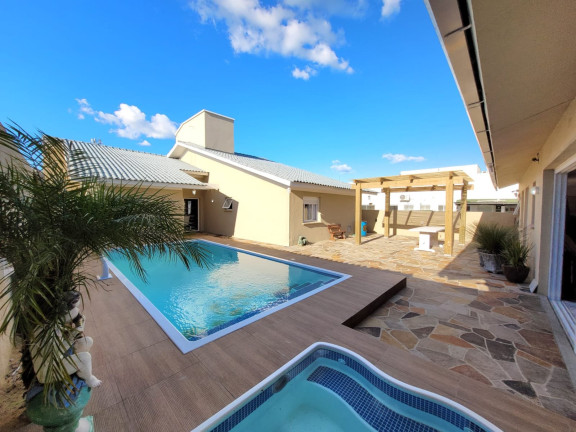 Imagem Casa com 3 Quartos à Venda,  em Atlantida - Xangri-lá