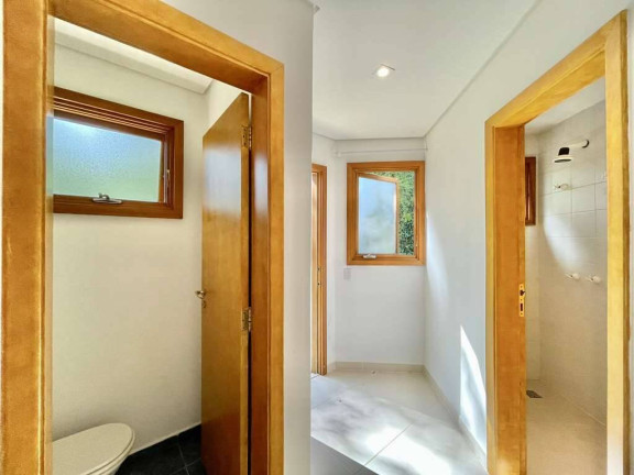 Imagem Casa com 5 Quartos à Venda, 1 m² em Granja Viana - Carapicuíba Imagem Casa com 5 Quartos à Venda, 1 m² em Granja Viana - Carapicuíba