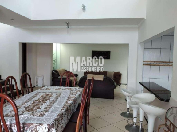Imagem Casa com 4 Quartos à Venda, 100 m² em Costeira - Balneário Barra Do Sul Imagem Casa com 4 Quartos à Venda, 100 m² em Costeira - Balneário Barra Do Sul
