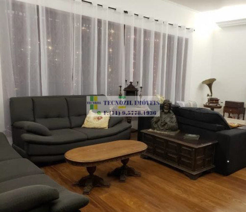 Imagem Sobrado com 7 Quartos à Venda, 450 m² em Aclimação - São Paulo Imagem Sobrado com 7 Quartos à Venda, 450 m² em Aclimação - São Paulo