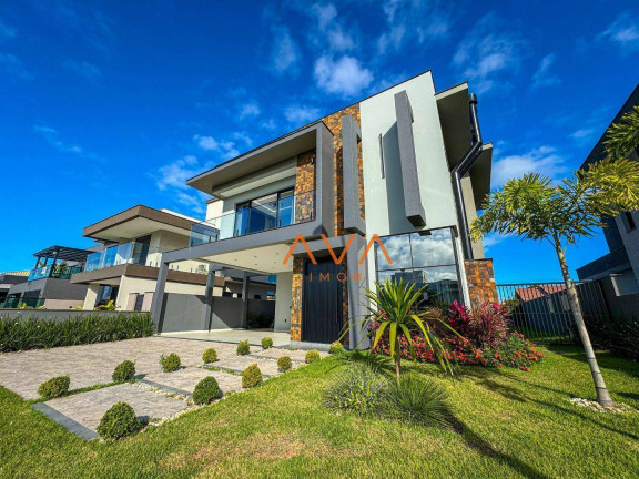Casa com 3 Quartos à Venda, 254 m² em Rio Vermelho - Florianópolis