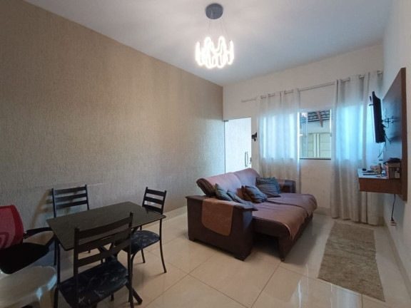 Casa com 2 Quartos à Venda, 93 m² em Vila Rizzo - Goiânia